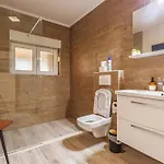 Ivan With Private Pool Apartment Kastela