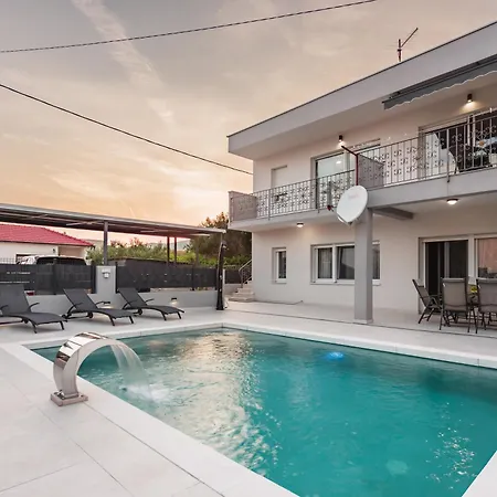 Ivan With Private Pool Διαμέρισμα
