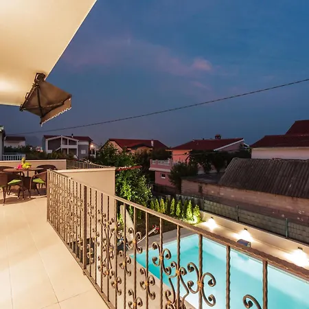Apartment Ivan With Private Pool