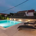 Ivan With Private Pool *