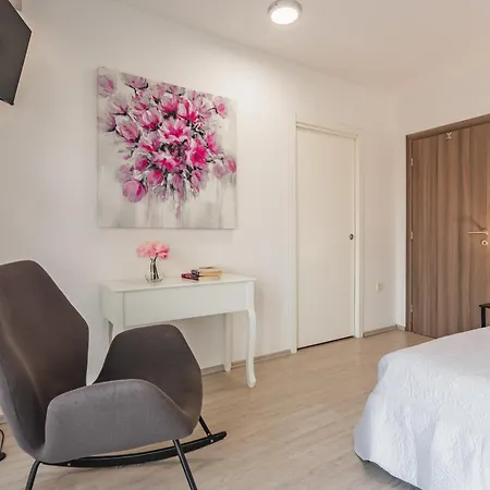 Ivan With Private Pool