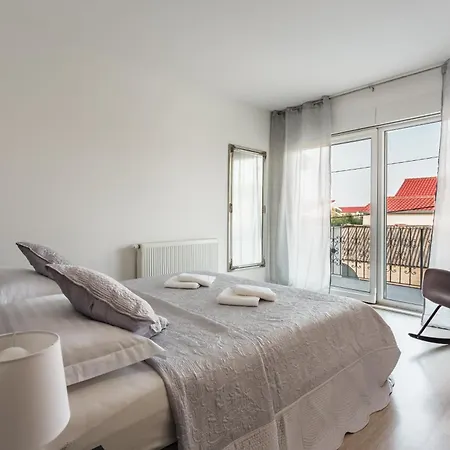 Appartement Ivan With Private Pool Kaštela