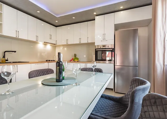 Appartement Ivan With Private Pool