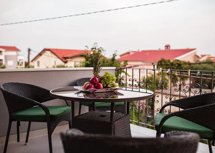 Ivan With Private Pool Kaštela