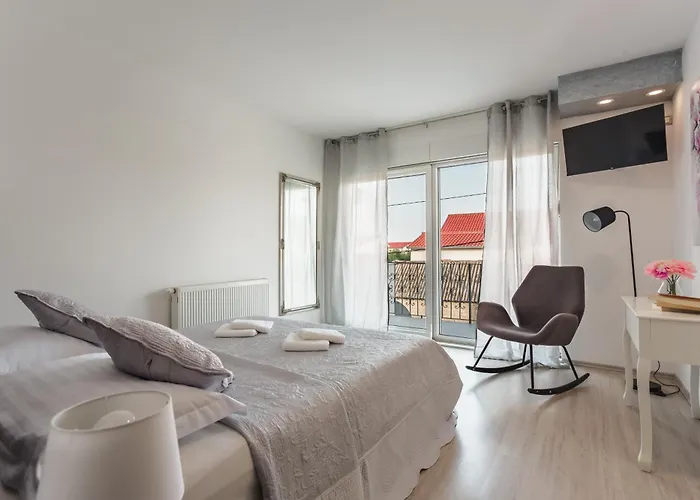 Appartement Ivan With Private Pool