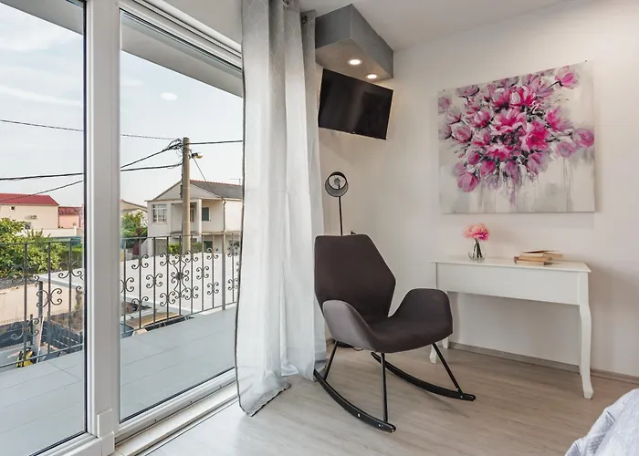 Ivan With Private Pool Appartement *