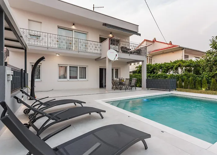 Ivan With Private Pool *